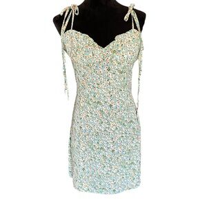 Shein Light Pastel Green Dress with Flowers and Adjustable Bow Straps